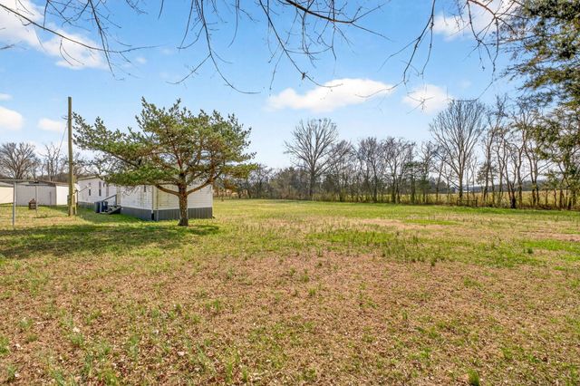 216 Blue Well Rd, Lebanon, TN 37090