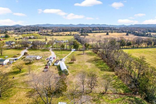 216 Blue Well Rd, Lebanon, TN 37090