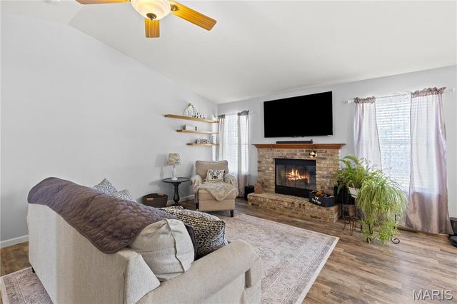 1811 Hackmann Hollow Drive, Wentzville, MO 63385