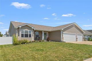 1811 Hackmann Hollow Drive, Wentzville, MO 63385