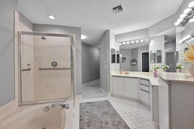 5290 Europa Drive B, Boynton Beach, FL 33437