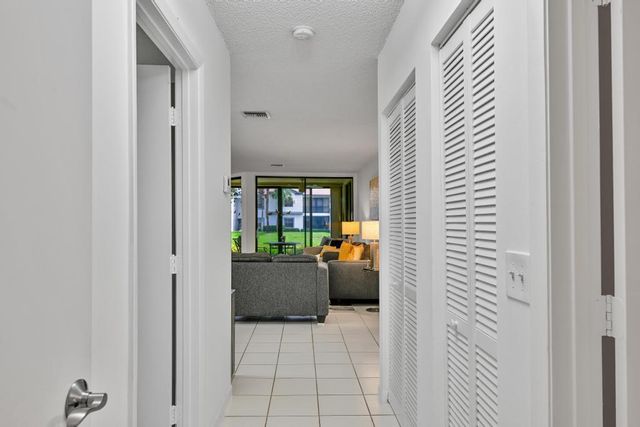 5290 Europa Drive B, Boynton Beach, FL 33437