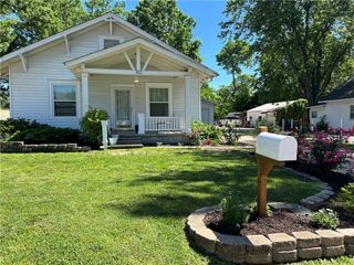 410 E Tulsa Street, Siloam Springs, AR 72761