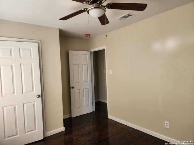 549 W Harlan, San Antonio, TX 78214