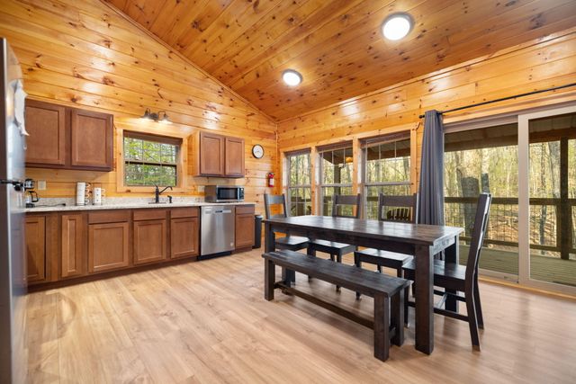 1134 Cliffview Road, Campton, KY 41301