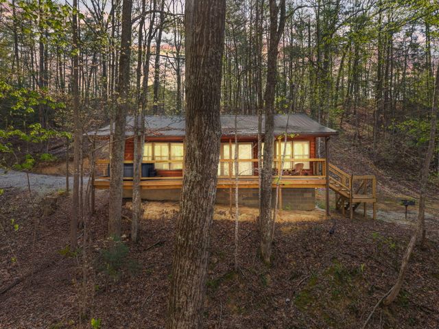 1134 Cliffview Road, Campton, KY 41301