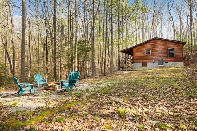 1134 Cliffview Road, Campton, KY 41301