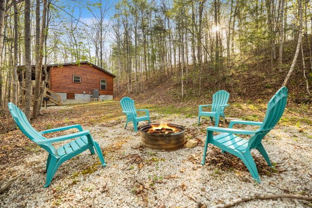 1134 Cliffview Road, Campton, KY 41301