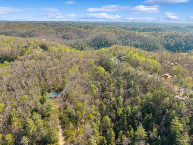 1134 Cliffview Road, Campton, KY 41301