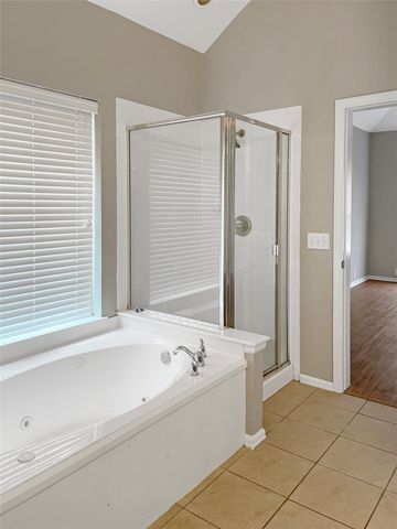 2820 Thorncreek Lane, Fort Worth, TX 76177