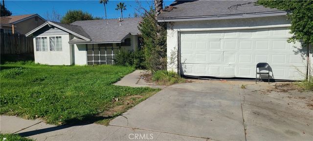 12349 Glamis, Pacoima, CA 91331
