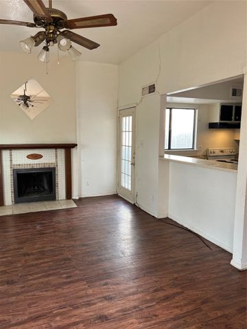 405 Liberty Place, Grand Prairie, TX 75052