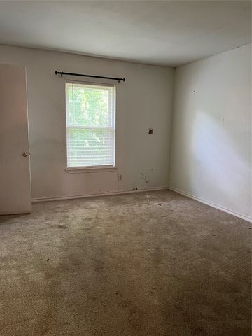 405 Liberty Place, Grand Prairie, TX 75052
