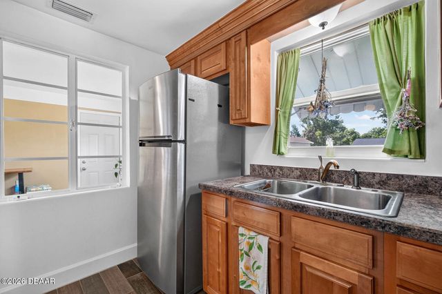 277 Debary Drive, Debary, FL 32713