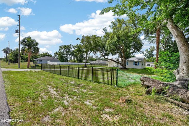 277 Debary Drive, Debary, FL 32713