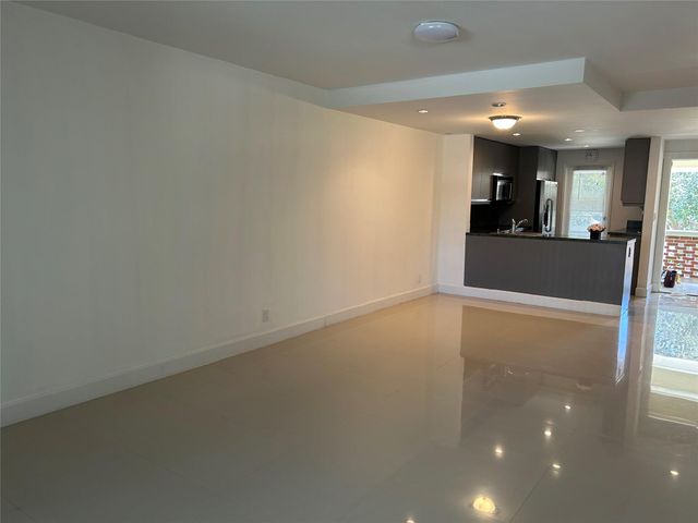 2800 NE 14th Street Cswy 207, Pompano Beach, FL 33062