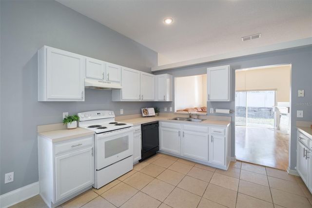 2039 COBBLEFIELD CIRCLE, Apopka, FL 32703