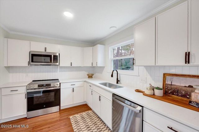 2585 Cabin Branch Road, Kinston, NC 28504