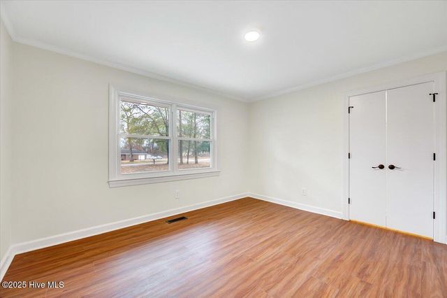 2585 Cabin Branch Road, Kinston, NC 28504