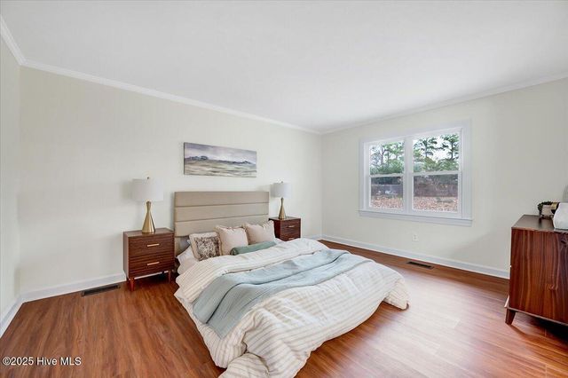 2585 Cabin Branch Road, Kinston, NC 28504