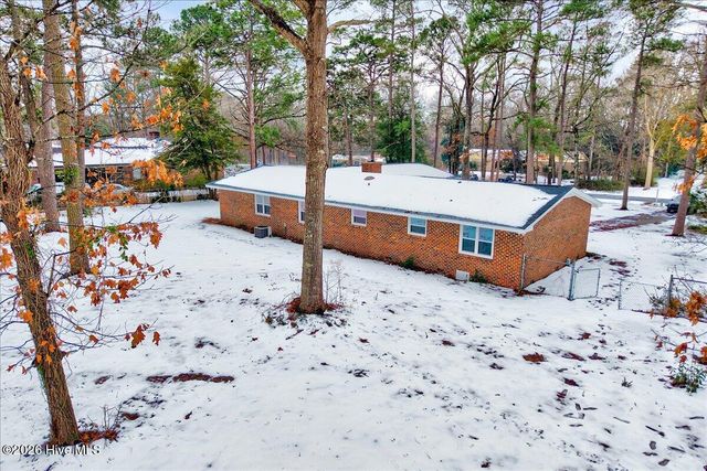 2585 Cabin Branch Road, Kinston, NC 28504