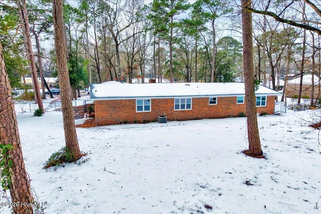 2585 Cabin Branch Road, Kinston, NC 28504