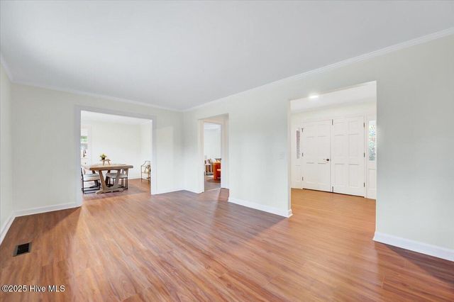 2585 Cabin Branch Road, Kinston, NC 28504