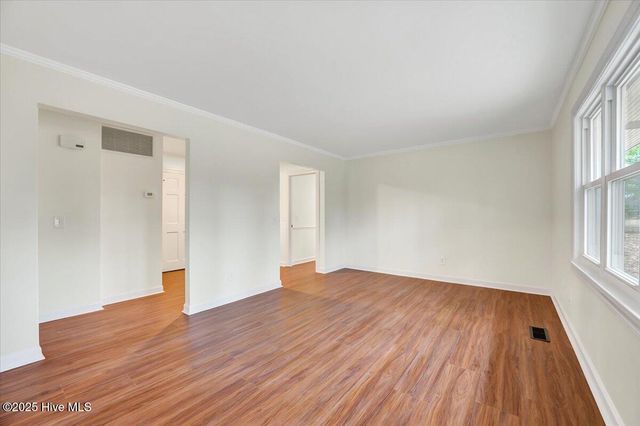 2585 Cabin Branch Road, Kinston, NC 28504