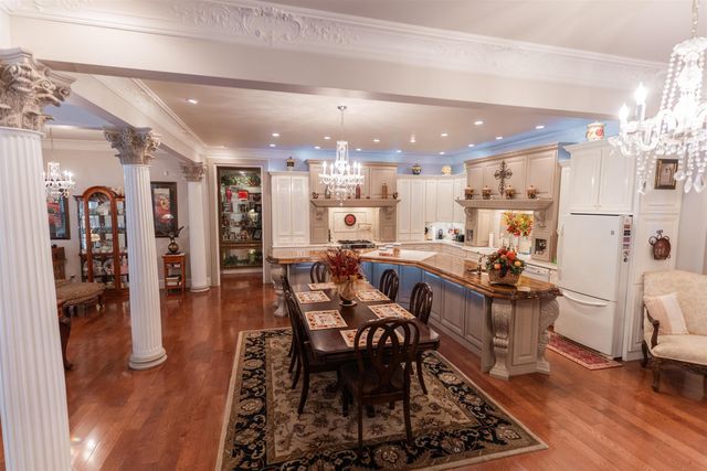 1203 PINE LAKE DR, Corinth, MS 38834