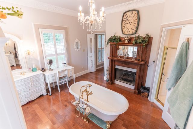 1203 PINE LAKE DR, Corinth, MS 38834