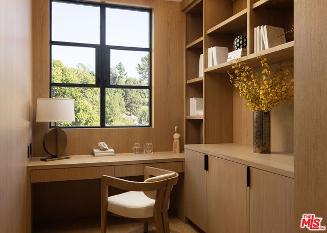 1165 Somera Road, Los Angeles, CA 90077