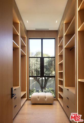 1165 Somera Road, Los Angeles, CA 90077