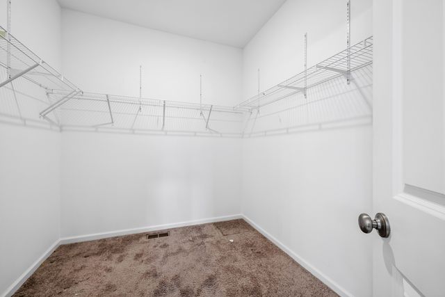 459 Fairlane Drive, Gilberts, IL 60136