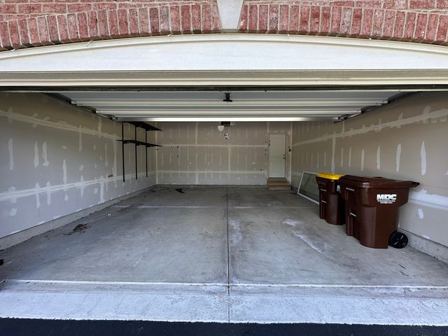 459 Fairlane Drive, Gilberts, IL 60136