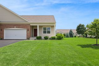459 Fairlane Drive, Gilberts, IL 60136