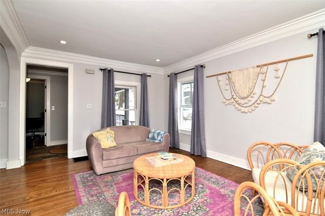 324 South Street, Chardon, OH 44024