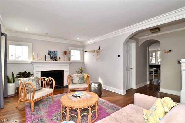 324 South Street, Chardon, OH 44024