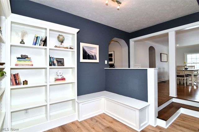 324 South Street, Chardon, OH 44024