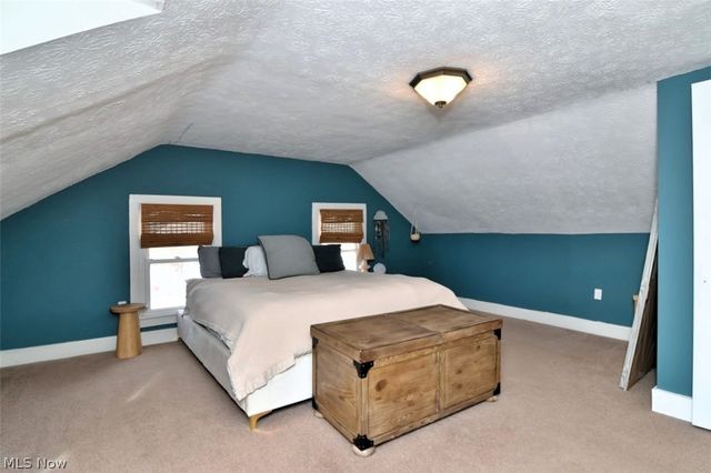 324 South Street, Chardon, OH 44024