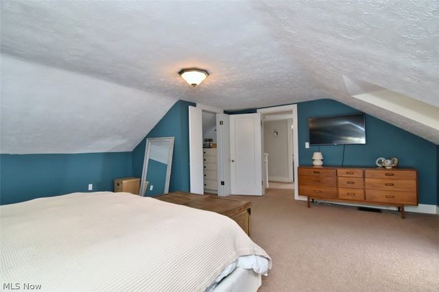 324 South Street, Chardon, OH 44024