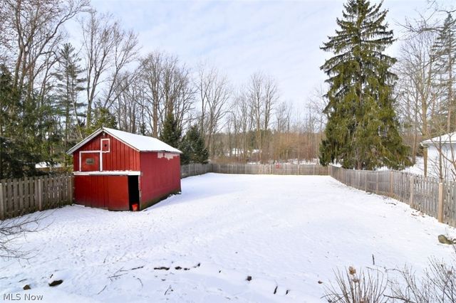 324 South Street, Chardon, OH 44024