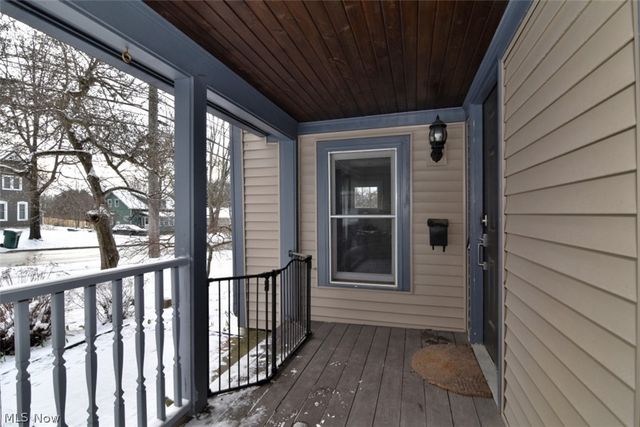 324 South Street, Chardon, OH 44024