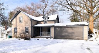 324 South Street, Chardon, OH 44024