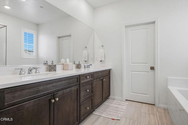 400 Tibbetts Street, Santa Paula, CA 93060