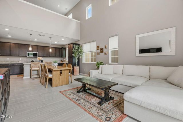 400 Tibbetts Street, Santa Paula, CA 93060