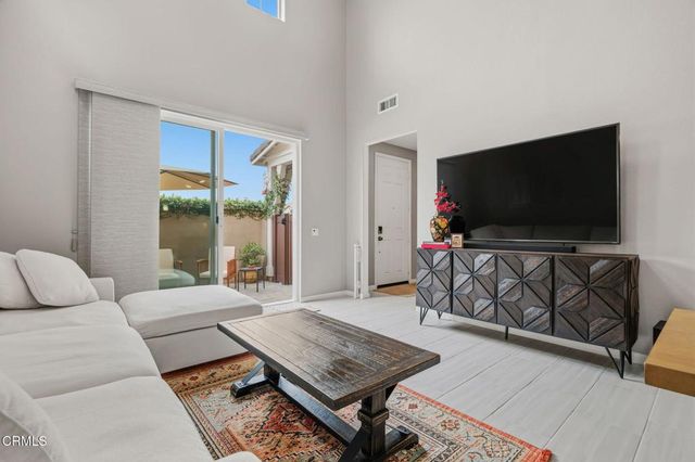 400 Tibbetts Street, Santa Paula, CA 93060