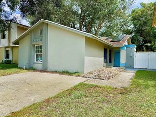 10309 PARKCREST DRIVE, Tampa, FL 33624