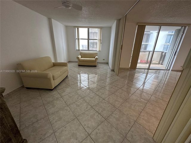 6039 Collins Ave 505, Miami Beach, FL 33140