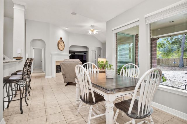 13262 Meadow Creek Lane, Conroe, TX 77302