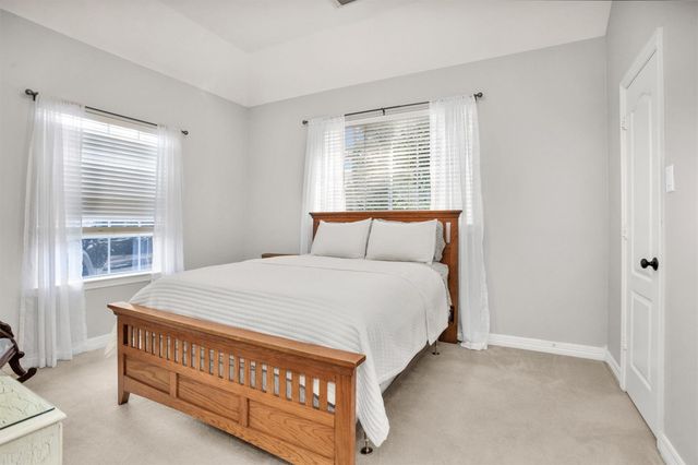 13262 Meadow Creek Lane, Conroe, TX 77302